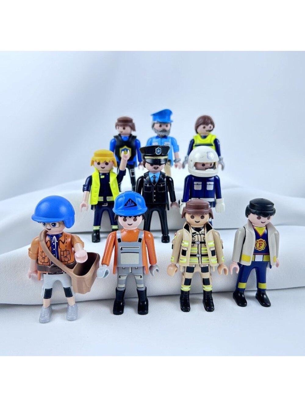 Playmobil Lot Of 10 Figures City Workers Police, Construction, Firemen & Others